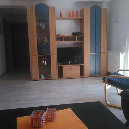 Haus-Hoehenflug-Wohnung-Zur-Hunau Apartamento *